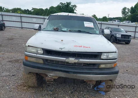 2002 Chevrolet Silverado 1500 Ls from USA, damaged, VIN 2GCEK19T321135693